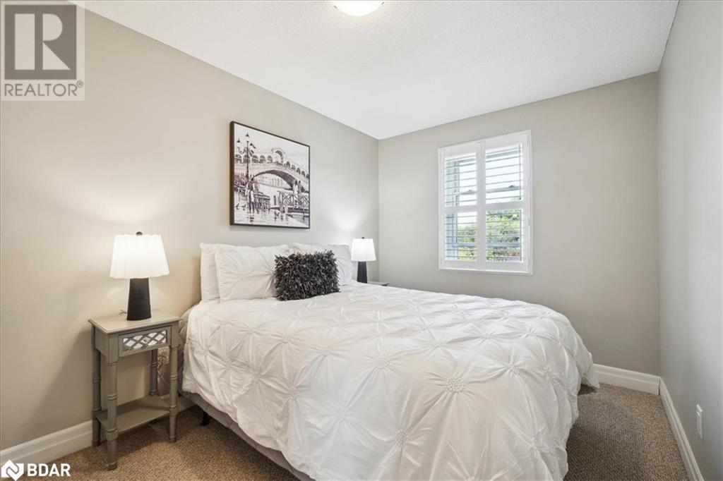 












30 HESLOP Road Unit# 4

,
Milton,




Ontario
L9T1B3

