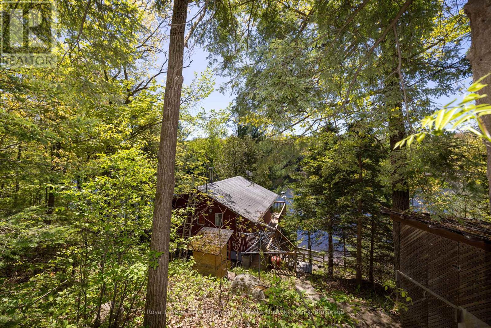 












1083 HARRISON TRAIL

,
Georgian Bay (Freeman),




Ontario
P0C1H0

