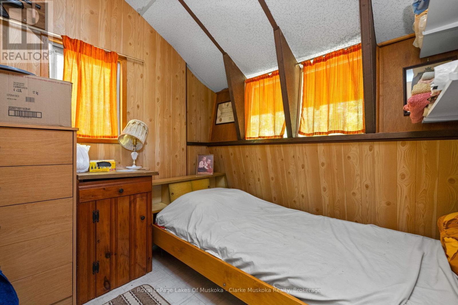 












1083 HARRISON TRAIL

,
Georgian Bay (Freeman),




Ontario
P0C1H0


