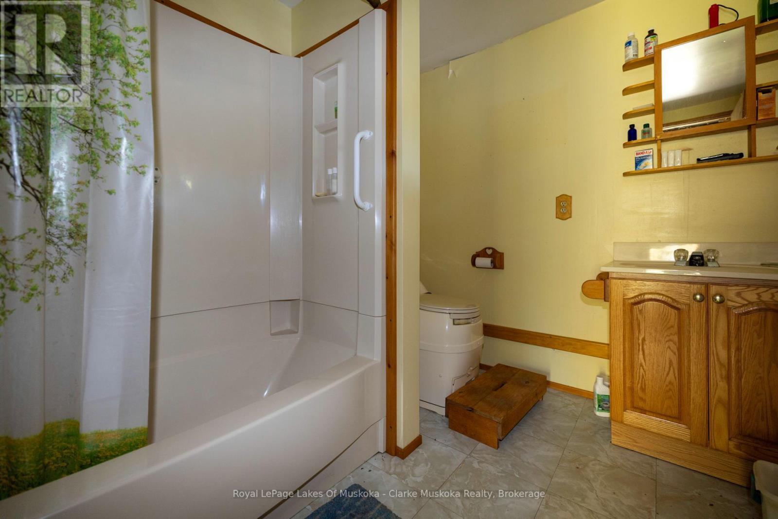 












1083 HARRISON TRAIL

,
Georgian Bay (Freeman),




Ontario
P0C1H0

