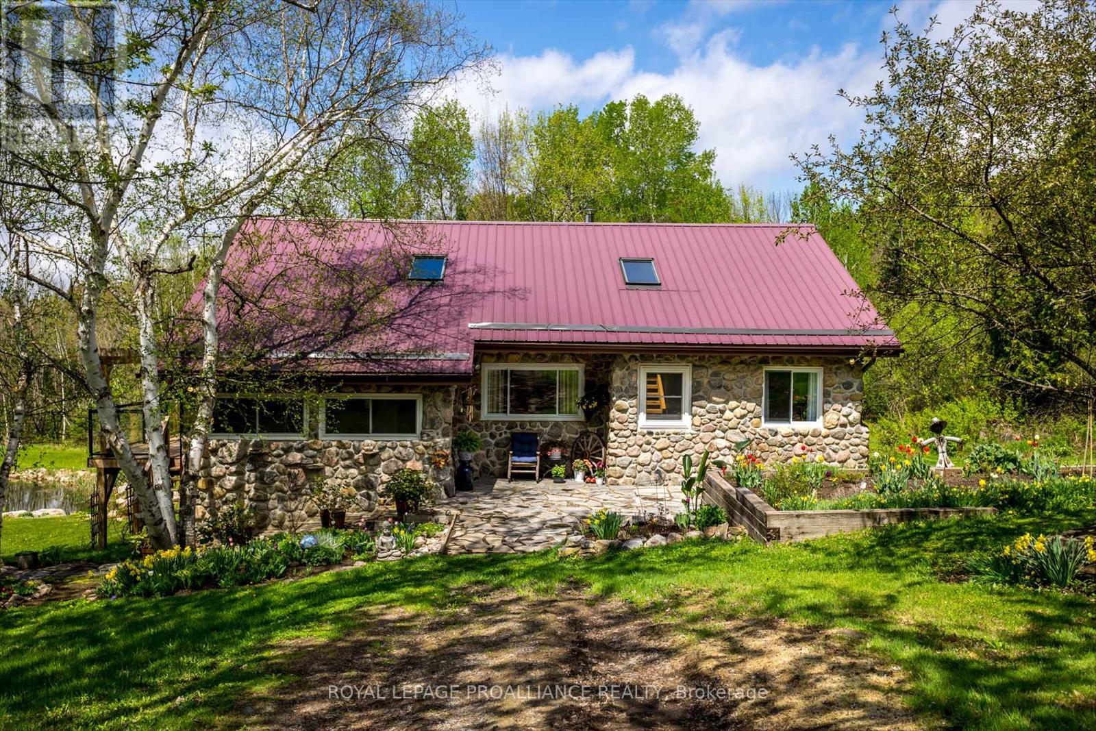 












36789 HIGHWAY 62

,
Hastings Highlands (Bangor Ward),




Ontario
K0J1L0


