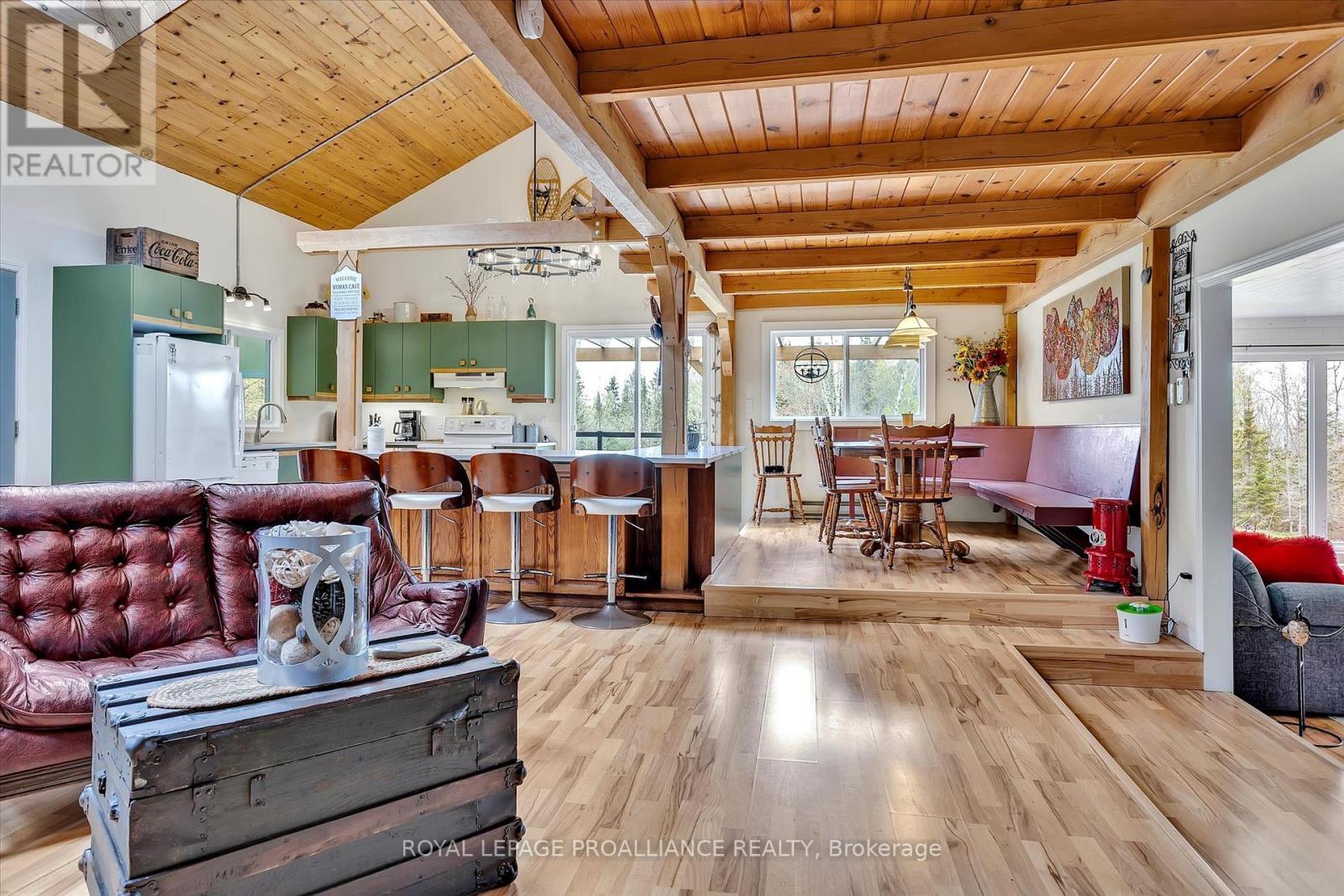 












36789 HIGHWAY 62

,
Hastings Highlands (Bangor Ward),




Ontario
K0J1L0


