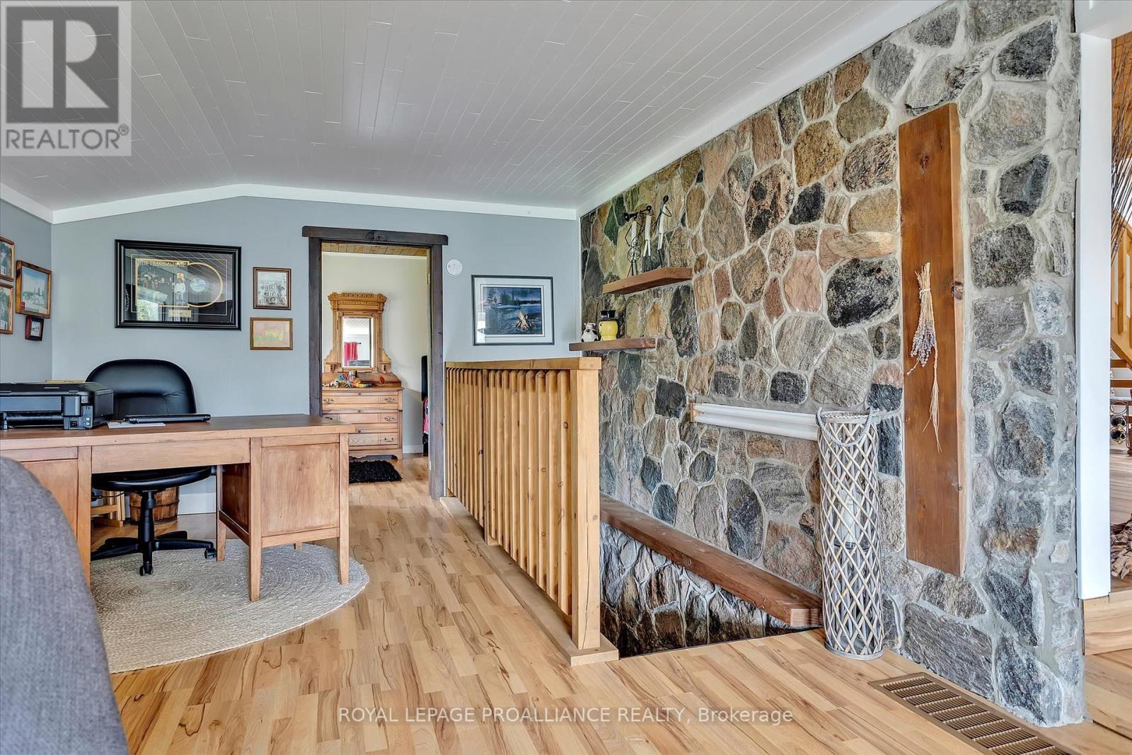 












36789 HIGHWAY 62

,
Hastings Highlands (Bangor Ward),




Ontario
K0J1L0

