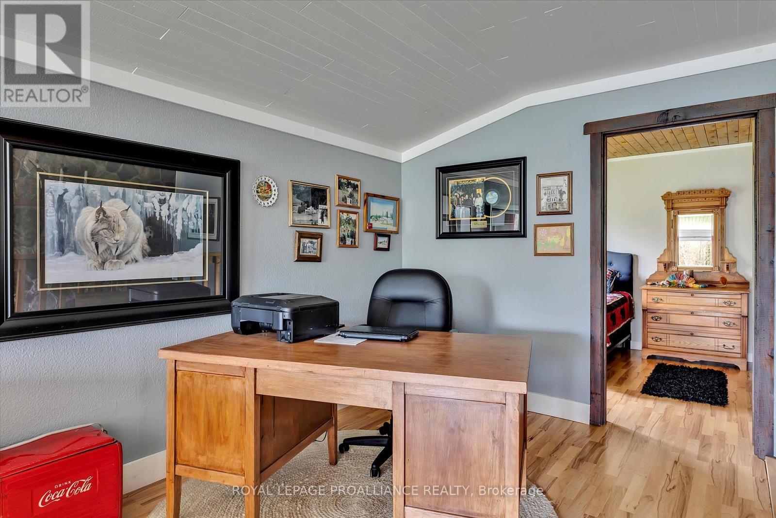 












36789 HIGHWAY 62

,
Hastings Highlands (Bangor Ward),




Ontario
K0J1L0

