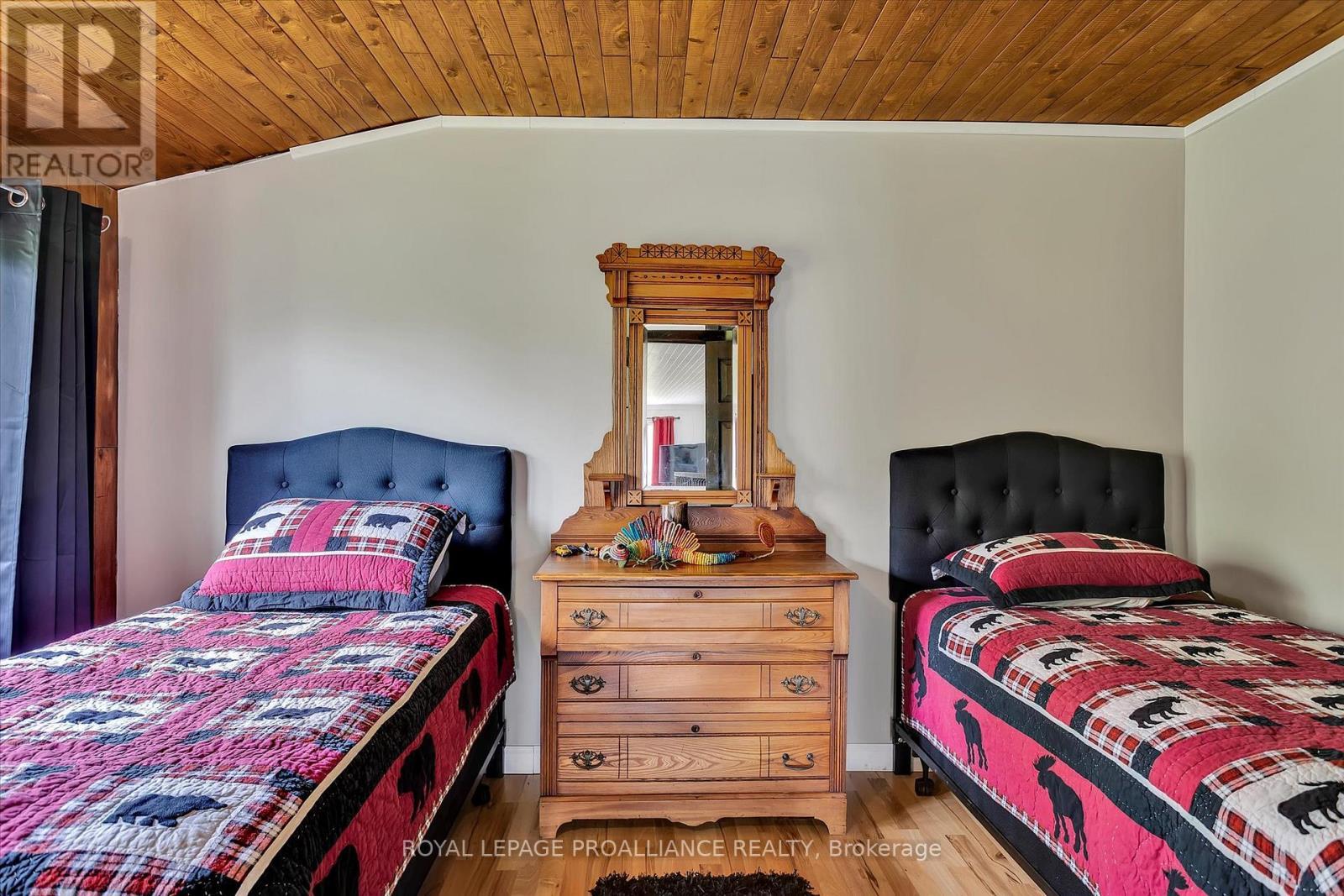 












36789 HIGHWAY 62

,
Hastings Highlands (Bangor Ward),




Ontario
K0J1L0

