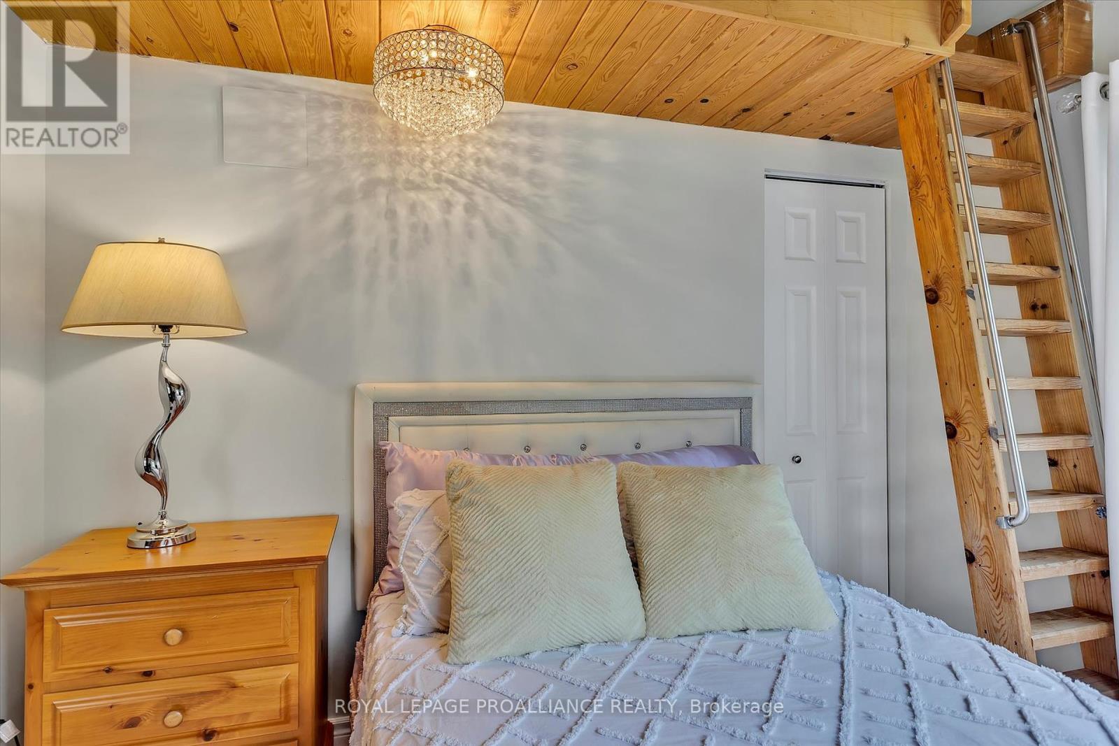 












36789 HIGHWAY 62

,
Hastings Highlands (Bangor Ward),




Ontario
K0J1L0

