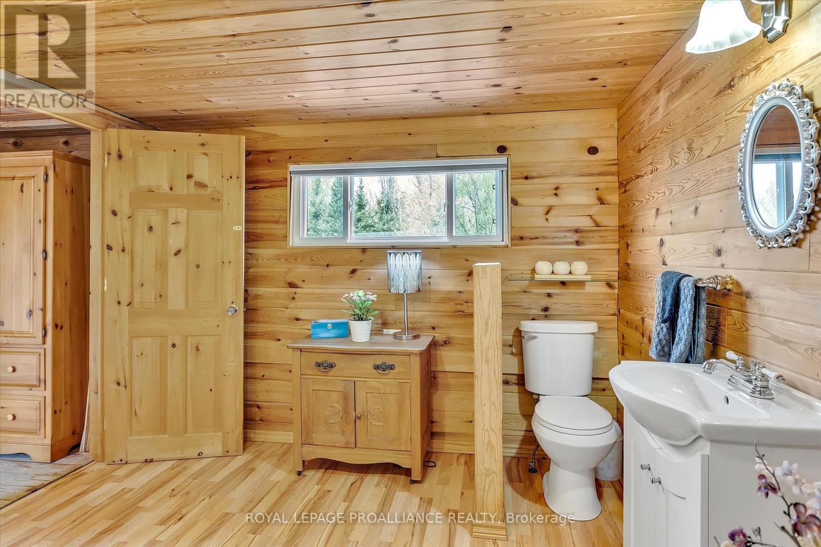 












36789 HIGHWAY 62

,
Hastings Highlands (Bangor Ward),




Ontario
K0J1L0

