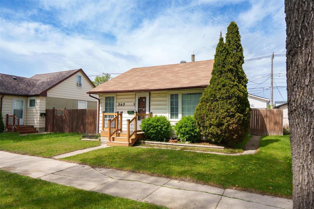 












707 Atlantic Avenue

,
Winnipeg,




Manitoba
R2W0S6


