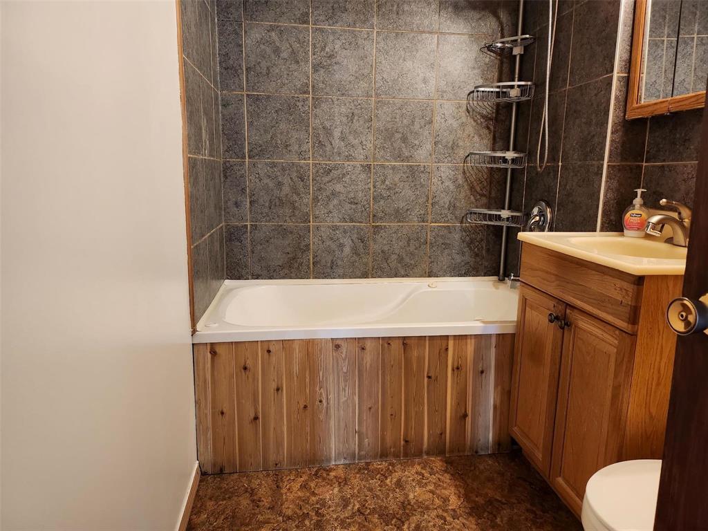












707 Atlantic Avenue

,
Winnipeg,




Manitoba
R2W0S6

