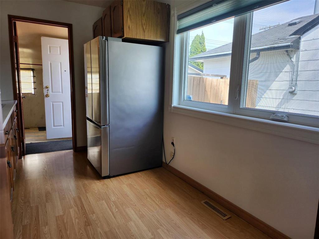 












707 Atlantic Avenue

,
Winnipeg,




Manitoba
R2W0S6

