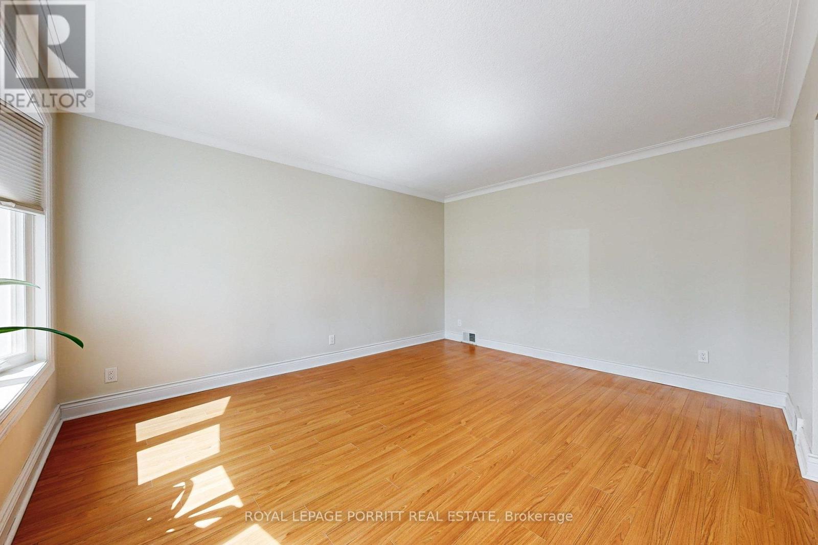 












3 ORIANNA DRIVE

,
Toronto,




Ontario
M8W4M8

