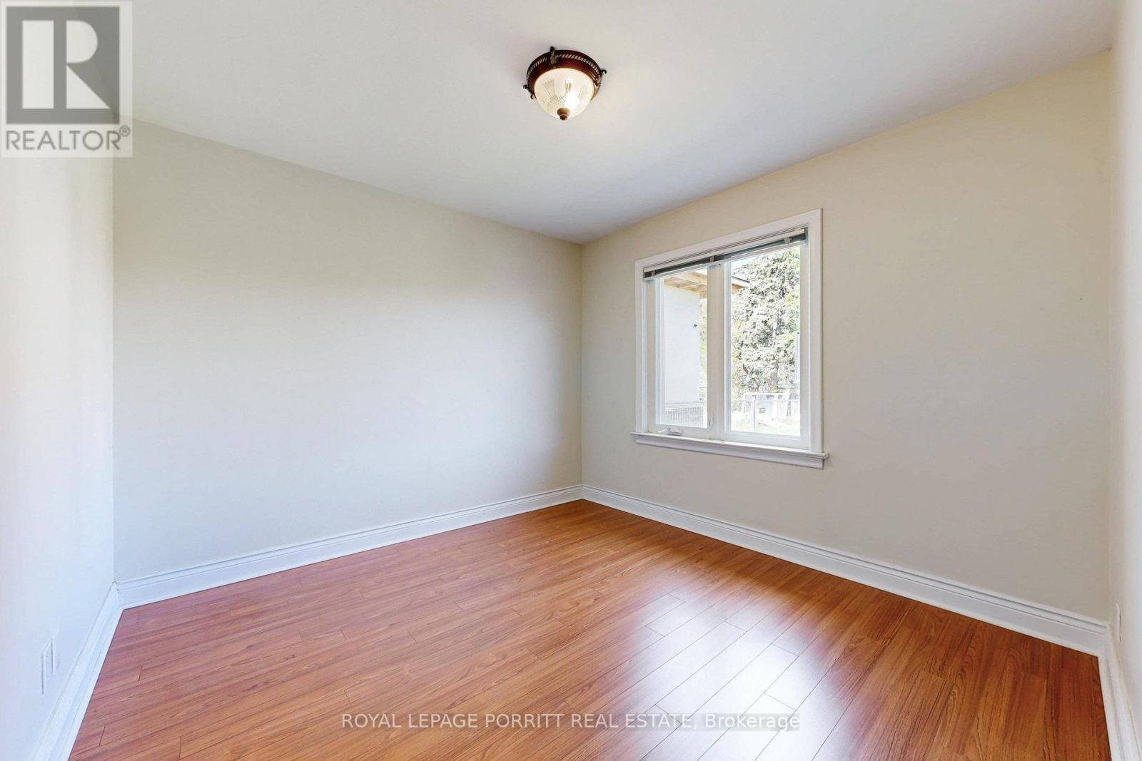 












3 ORIANNA DRIVE

,
Toronto,




Ontario
M8W4M8

