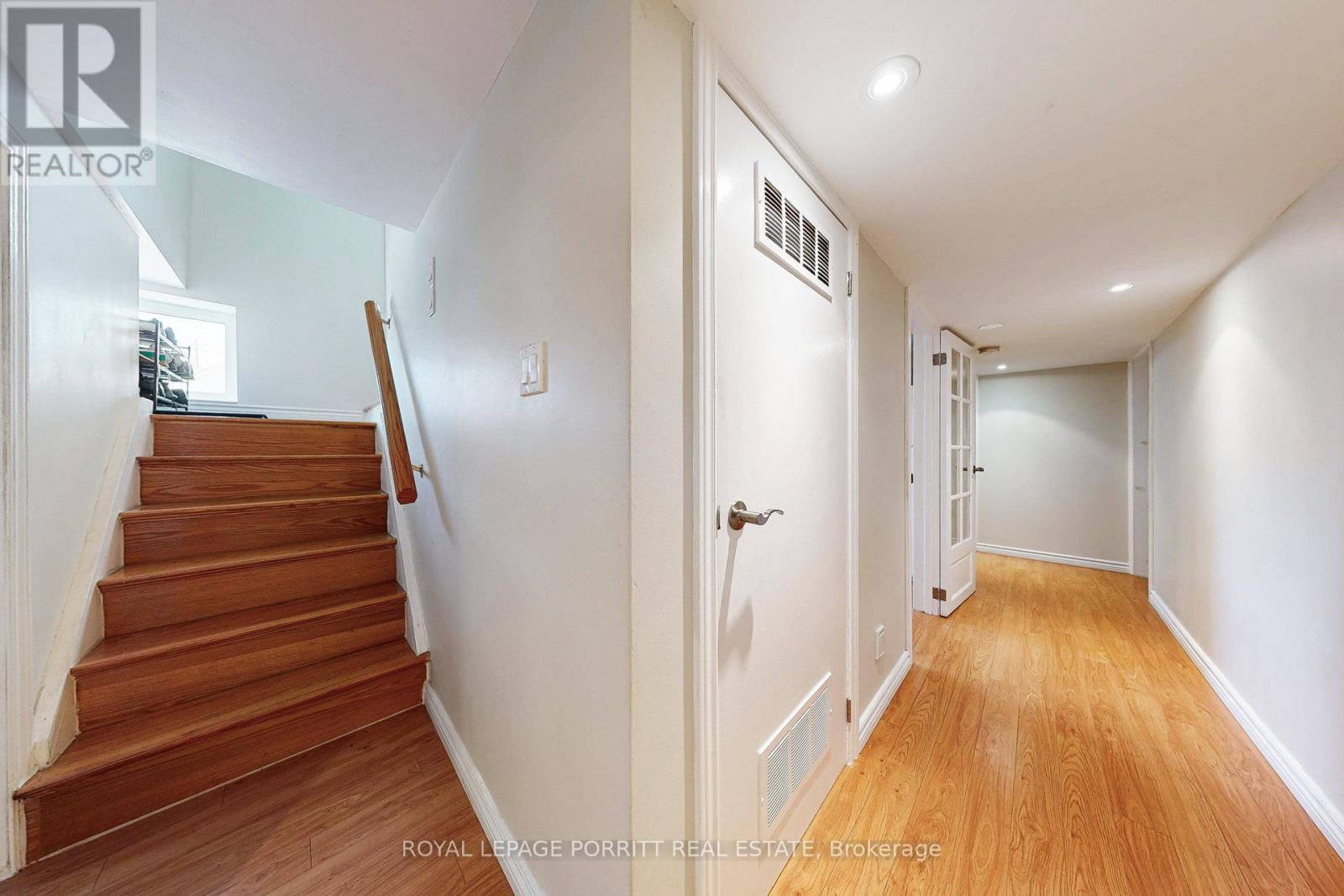 












3 ORIANNA DRIVE

,
Toronto,




Ontario
M8W4M8

