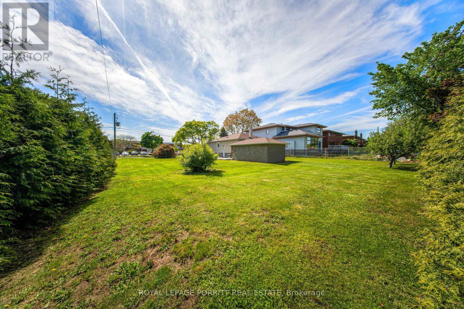 












3 ORIANNA DRIVE

,
Toronto,




Ontario
M8W4M8

