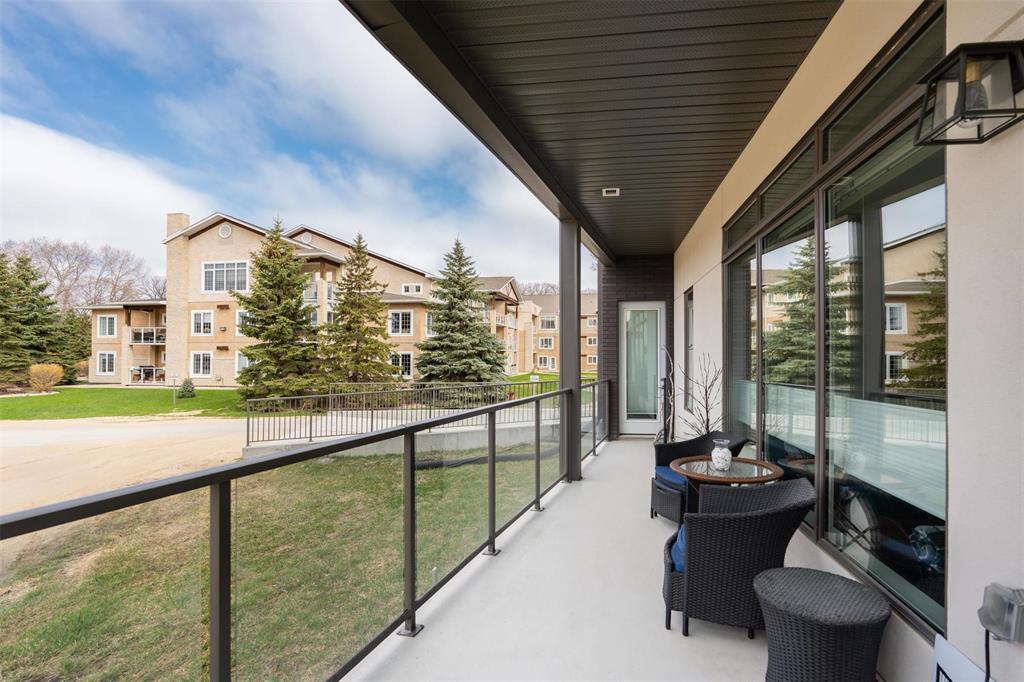 












102 5429 Roblin Boulevard

,
Winnipeg,




Manitoba
R3R4A4

