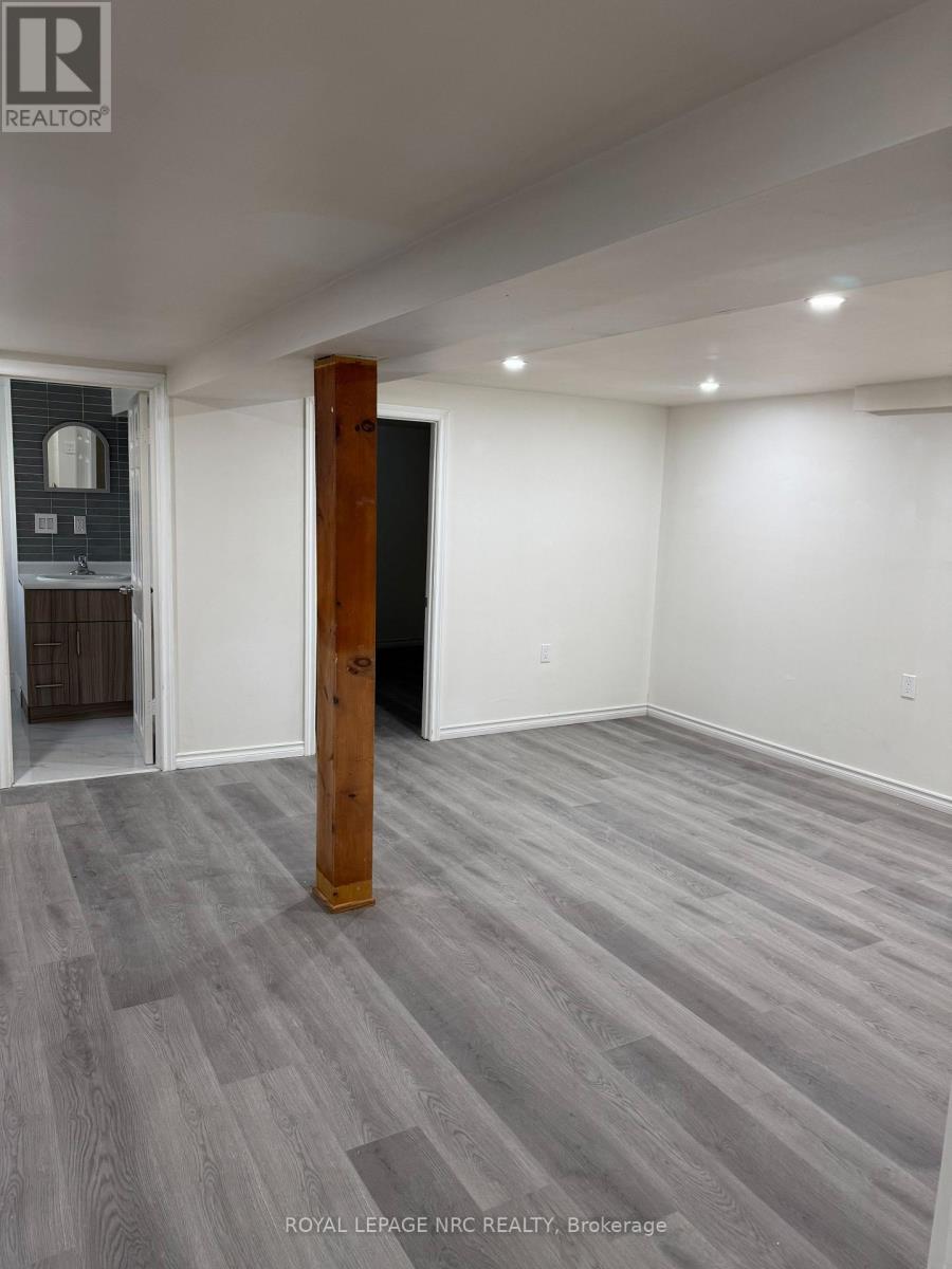 












6328 KER STREET

,
Niagara Falls (Dorchester),




Ontario
L2G1X8

