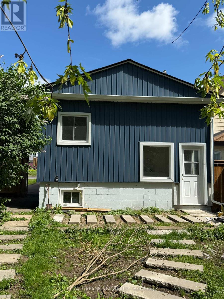 












6328 KER STREET

,
Niagara Falls (Dorchester),




Ontario
L2G1X8

