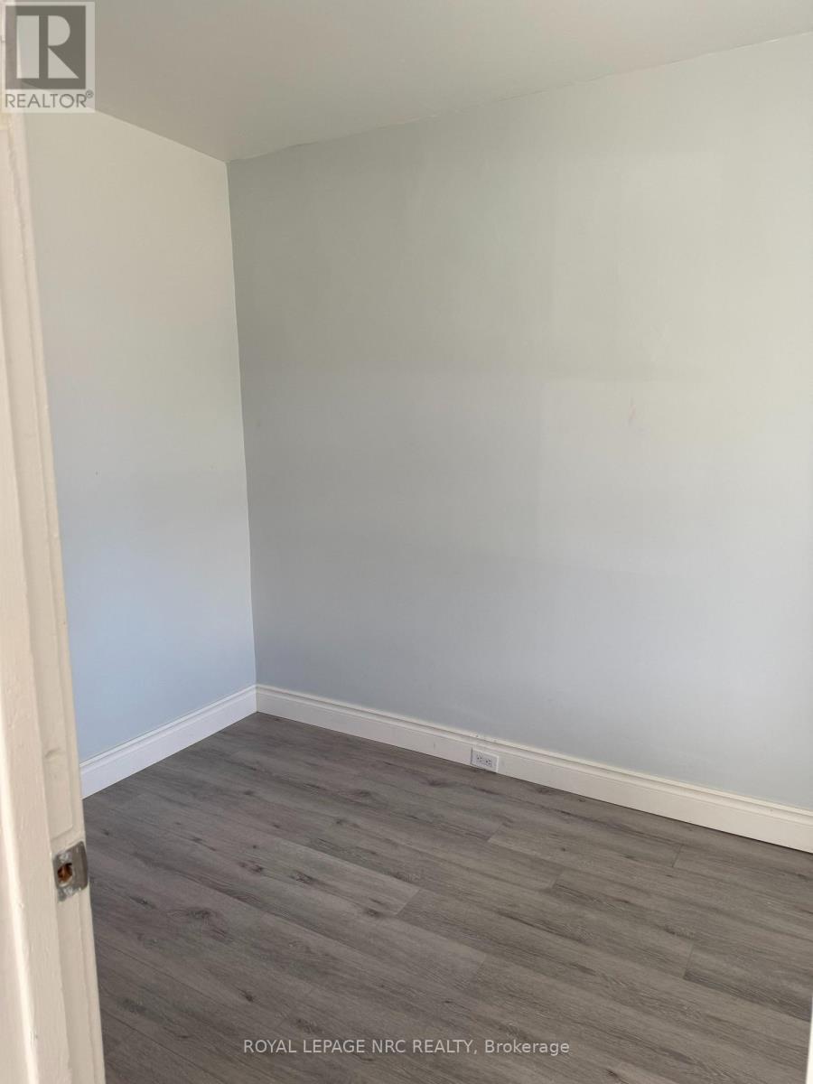 












6328 KER STREET

,
Niagara Falls (Dorchester),




Ontario
L2G1X8

