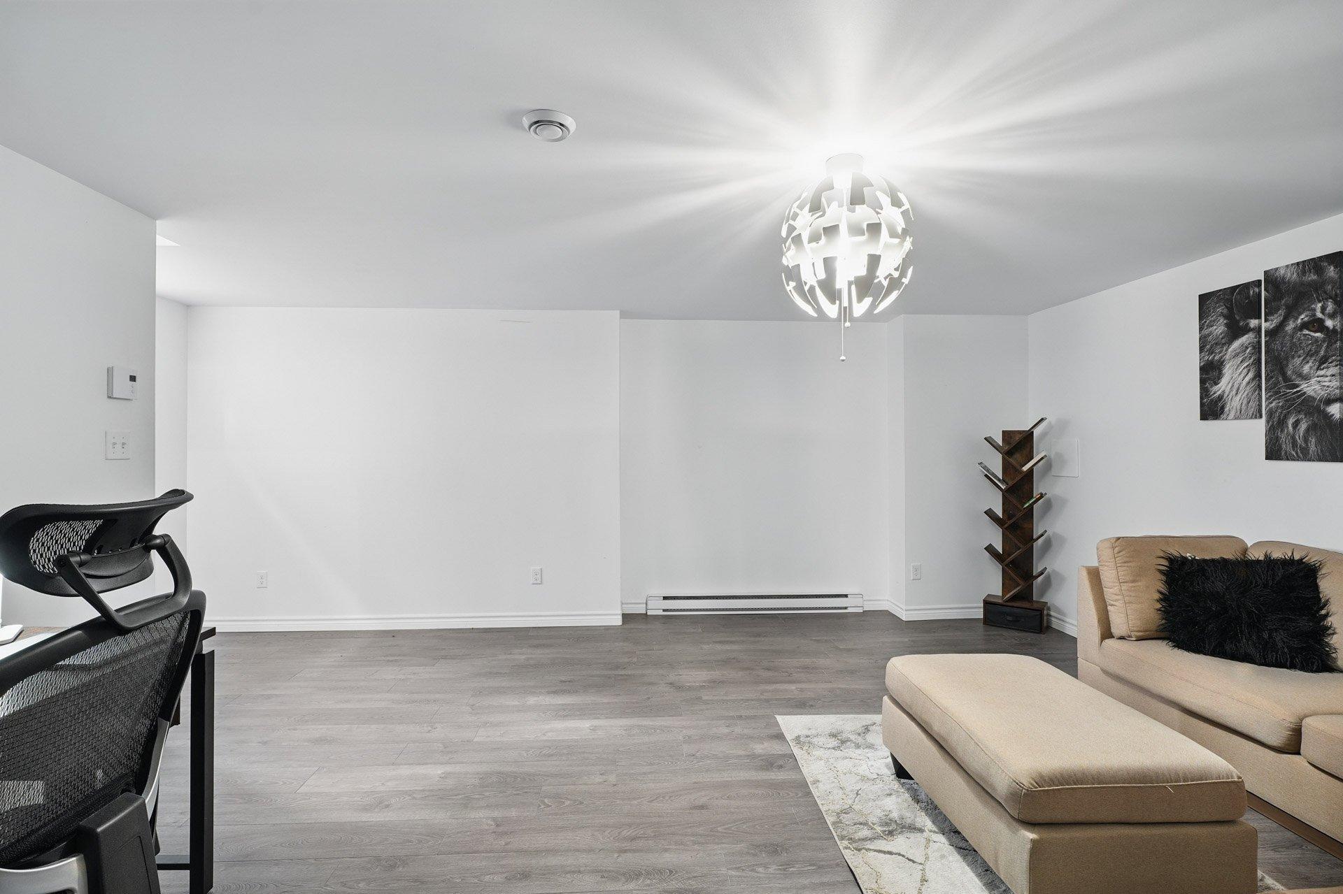 









126


Rue Marcelle-Ferron

,
Gatineau (Gatineau),




QC
J8P0H3

