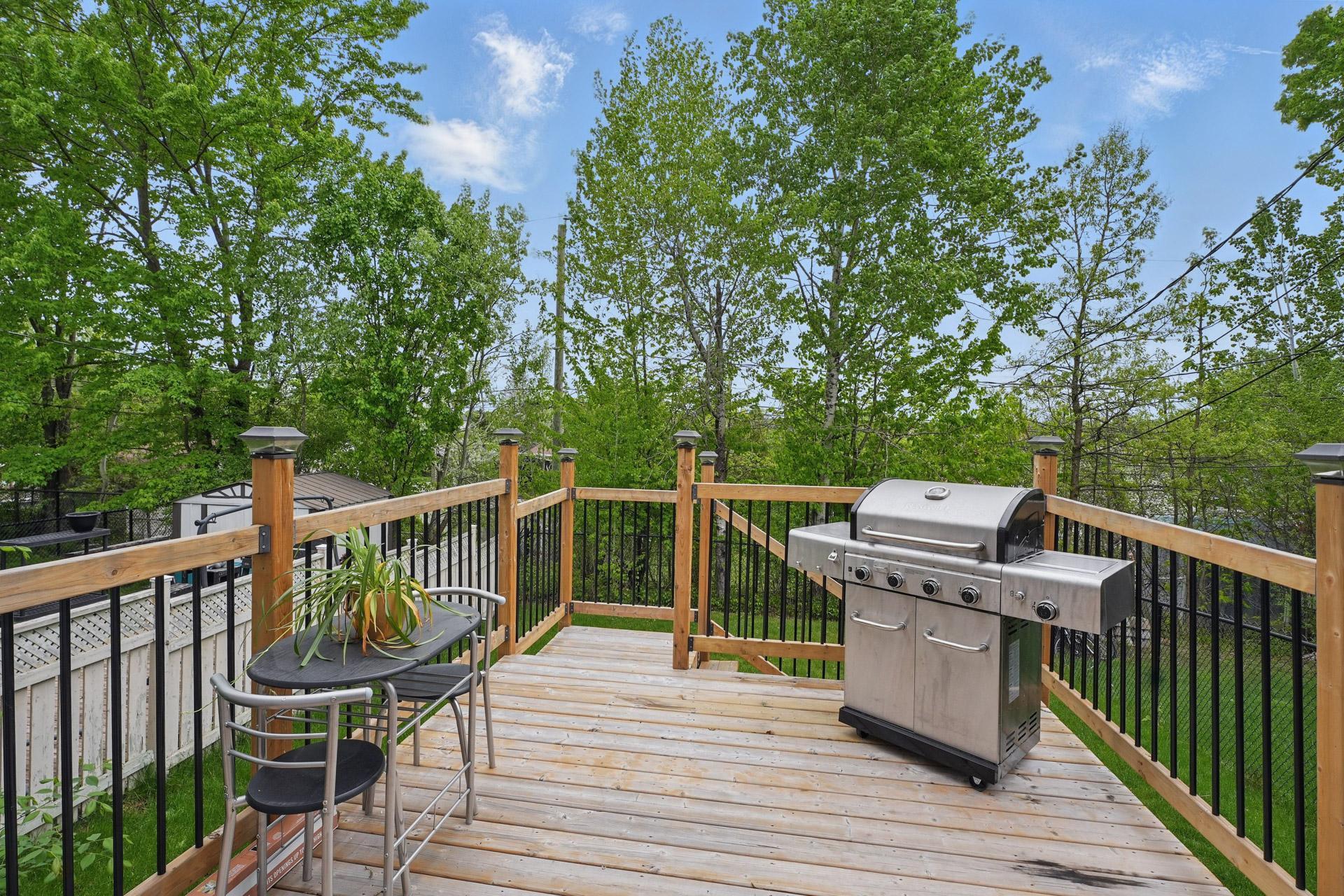 









126


Rue Marcelle-Ferron

,
Gatineau (Gatineau),




QC
J8P0H3

