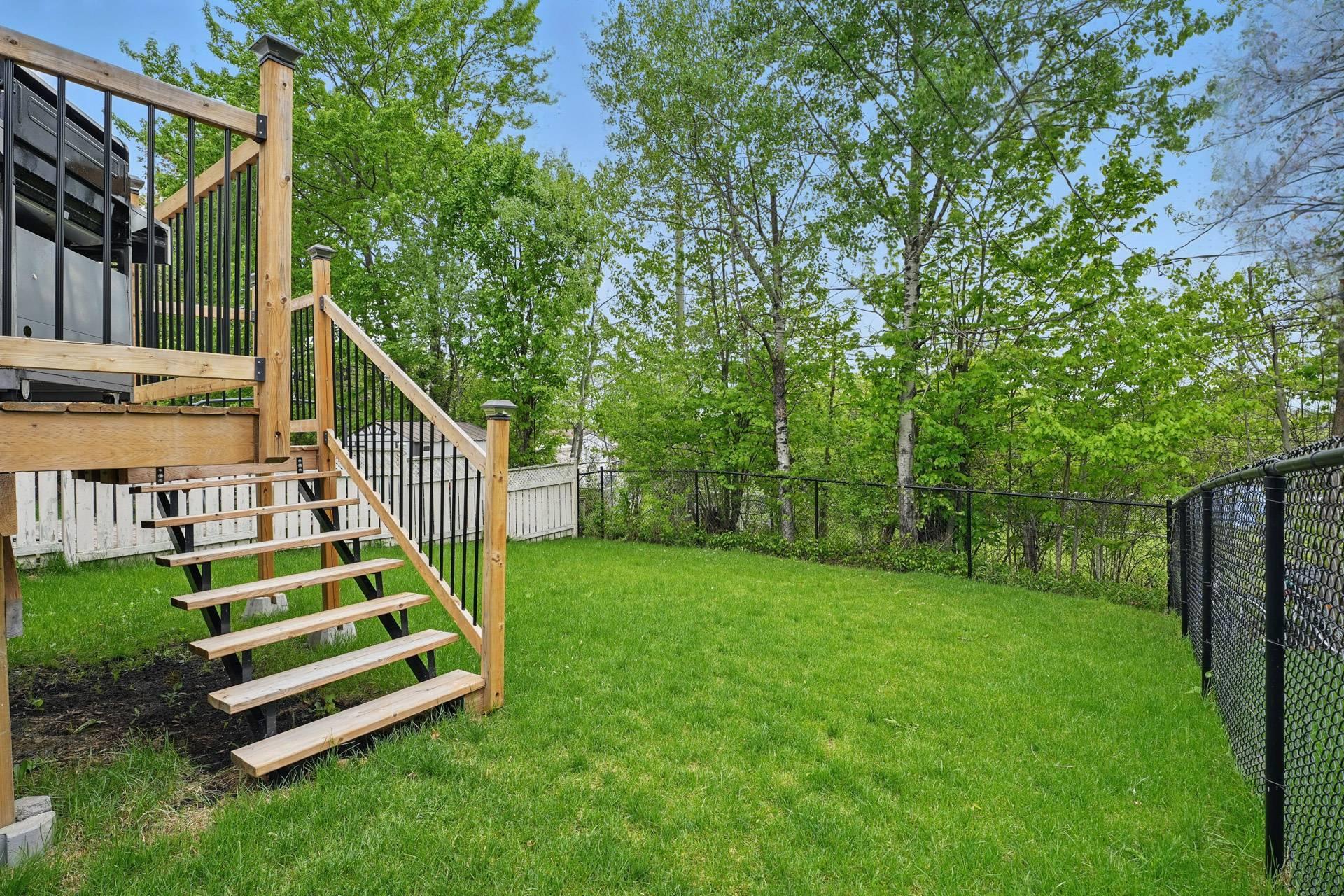 









126


Rue Marcelle-Ferron

,
Gatineau (Gatineau),




QC
J8P0H3

