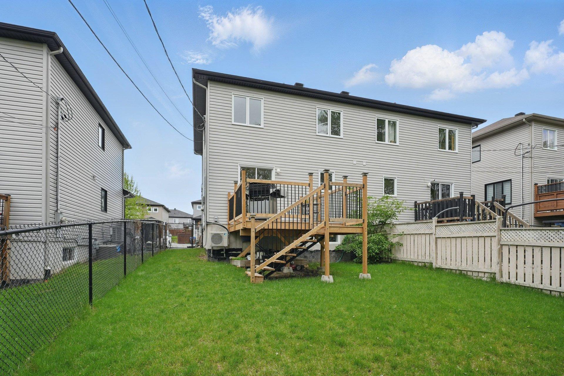 









126


Rue Marcelle-Ferron

,
Gatineau (Gatineau),




QC
J8P0H3

