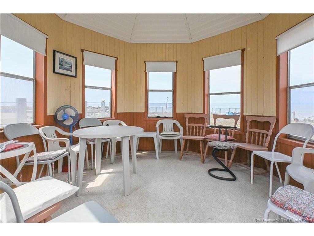 









38


Forbes

LANE,
Pointe-Alexandre,




NB
E8T 1H9

