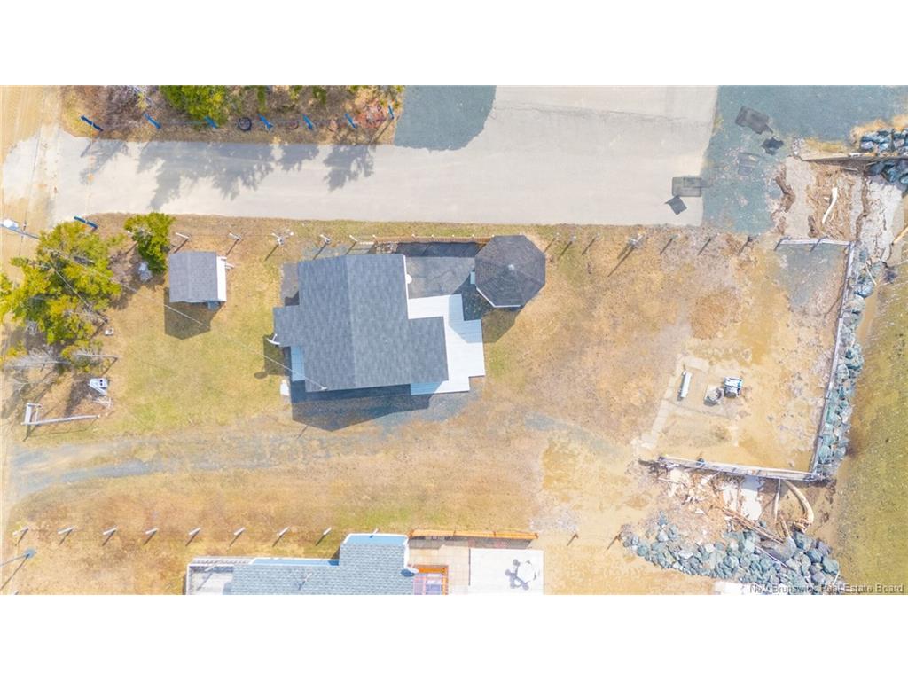 









38


Forbes

LANE,
Pointe-Alexandre,




NB
E8T 1H9

