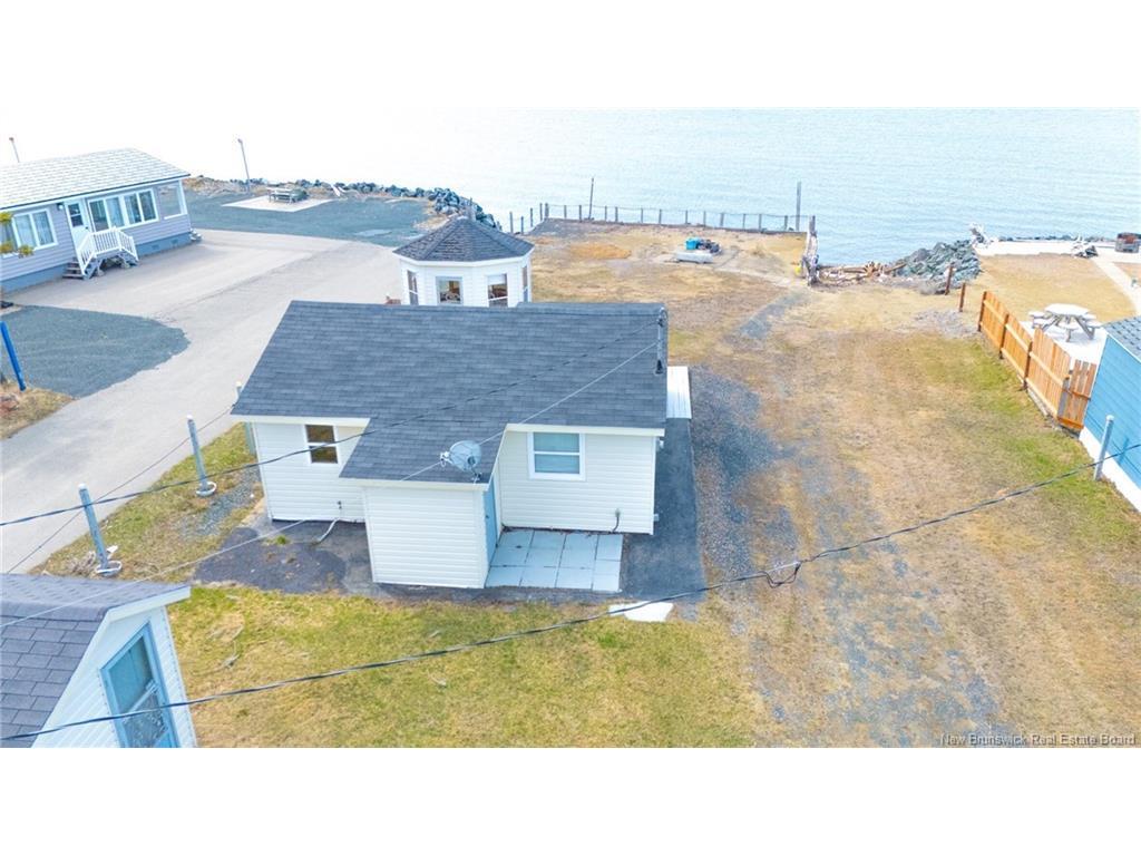 









38


Forbes

LANE,
Pointe-Alexandre,




NB
E8T 1H9

