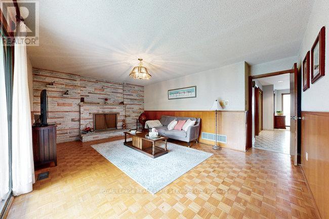












2946 WESTON ROAD

,
Toronto,




Ontario
M9M2S7

