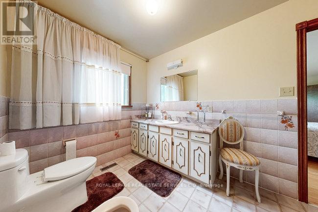 












2946 WESTON ROAD

,
Toronto,




Ontario
M9M2S7

