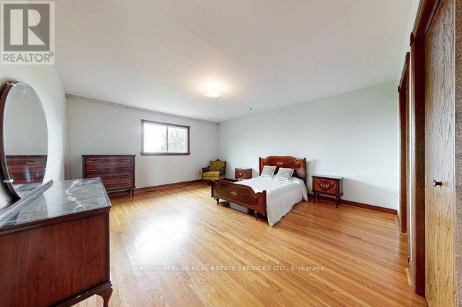 












2946 WESTON ROAD

,
Toronto,




Ontario
M9M2S7

