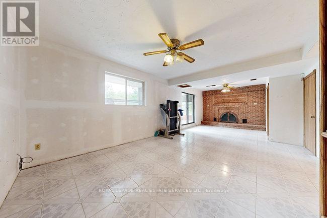 












2946 WESTON ROAD

,
Toronto,




Ontario
M9M2S7

