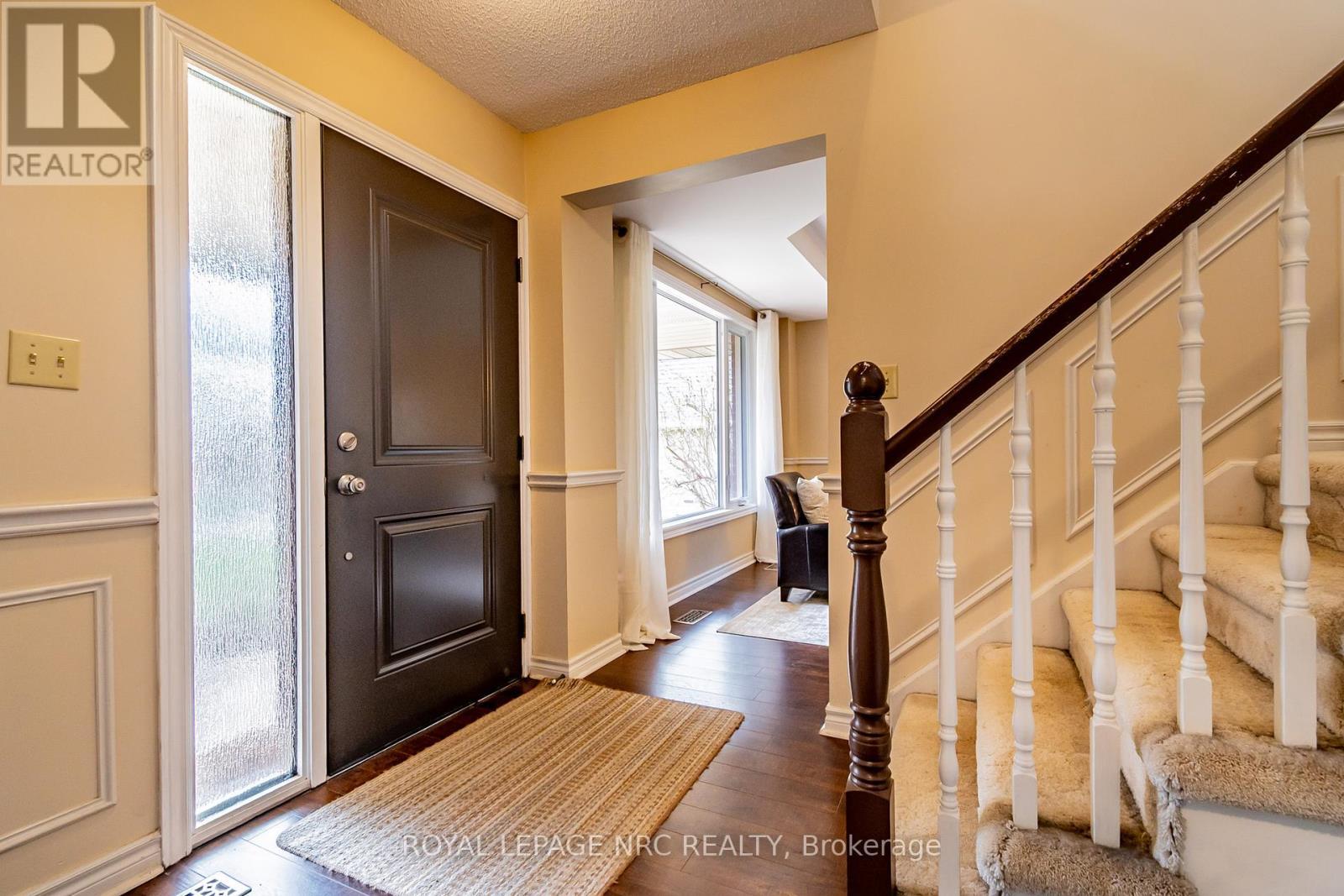 












2675 MOUNTAINCREST AVENUE

,
Niagara Falls (Church's Lane),




Ontario
L2J4H8

