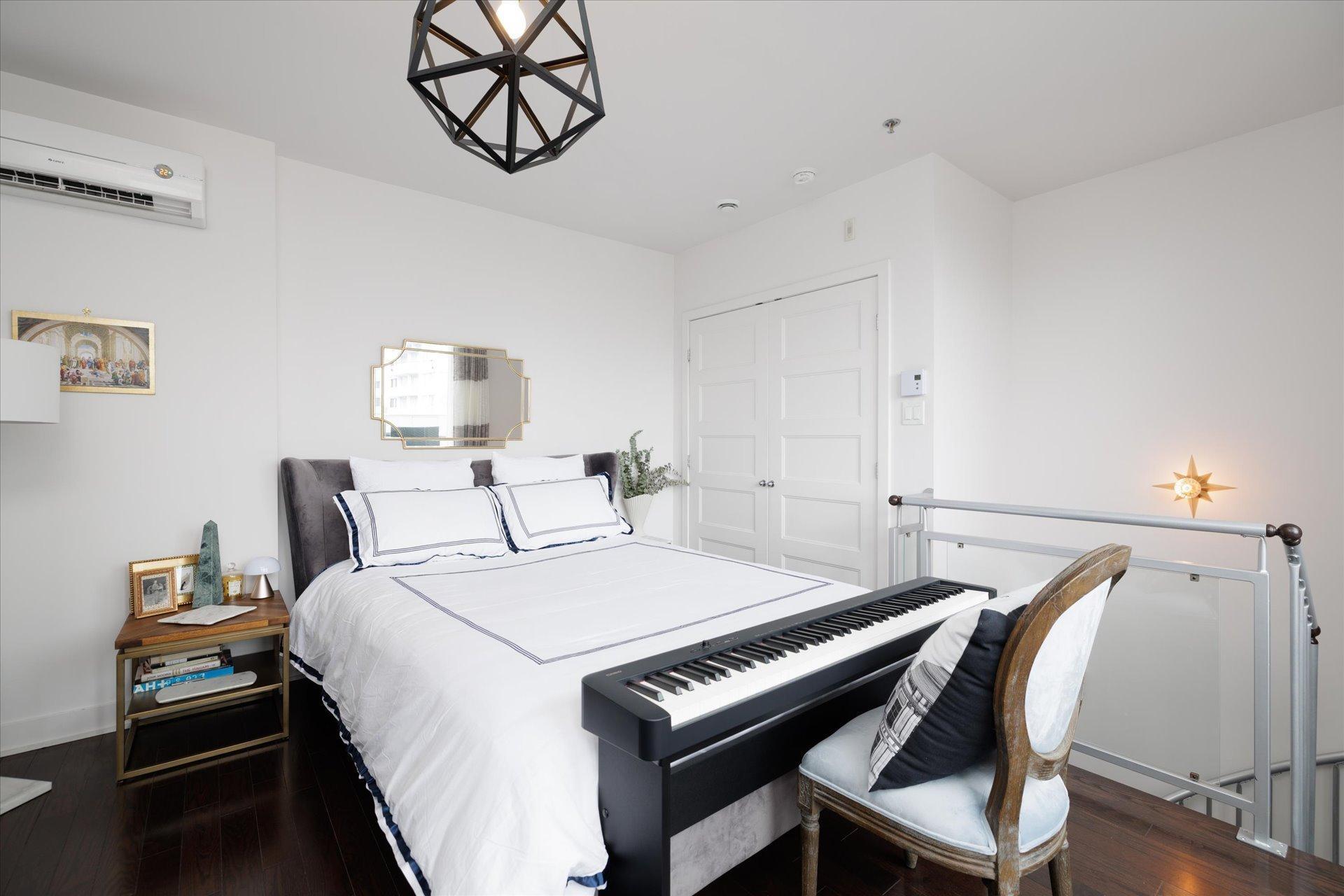 









3300


Boul. Cavendish

, 603,
Montréal (Côte-des-Neiges/Notre-Dame-de-Grâce),




QC
H4B2M8

