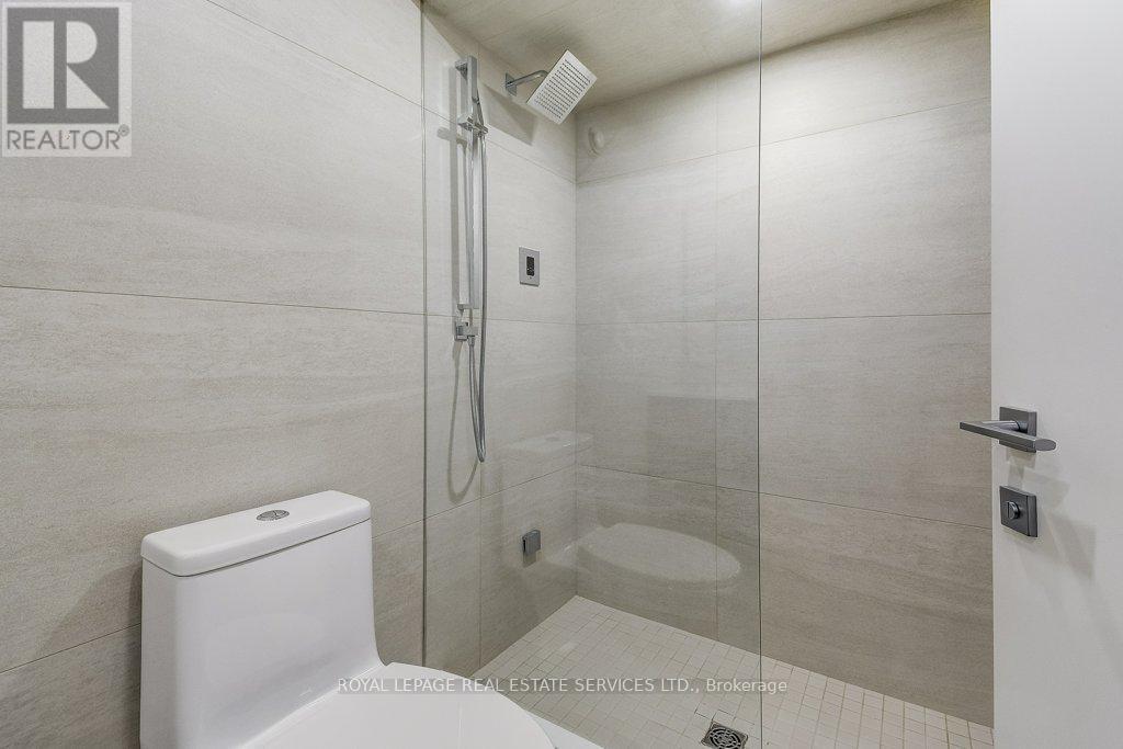 












144 SPARLING COURT

,
Oakville,




Ontario
L6K2J7


