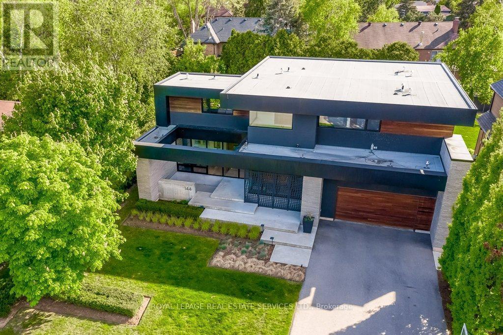 












144 SPARLING COURT

,
Oakville,




Ontario
L6K2J7

