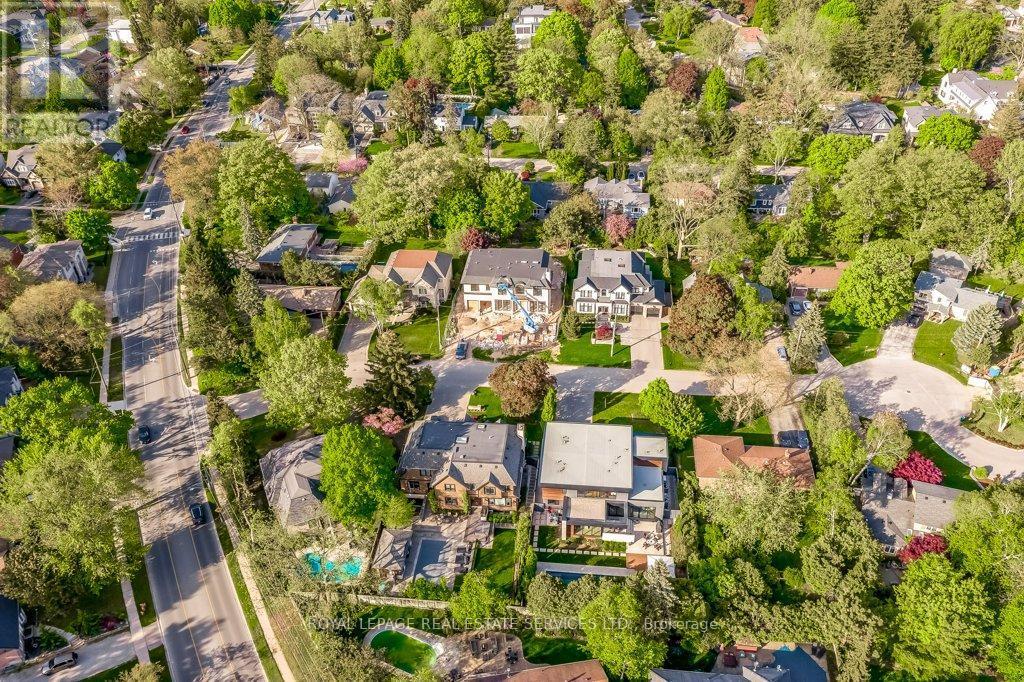 












144 SPARLING COURT

,
Oakville,




Ontario
L6K2J7

