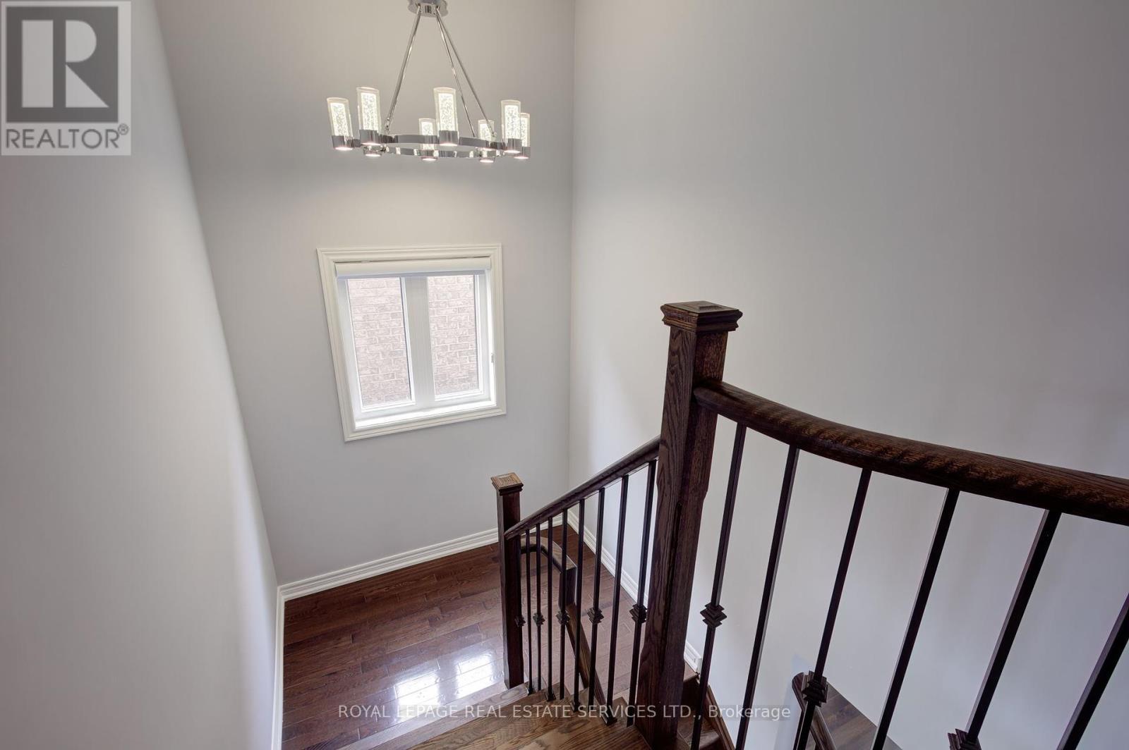 












393 BURLOAK DRIVE

,
Oakville,




Ontario
L6L6W8

