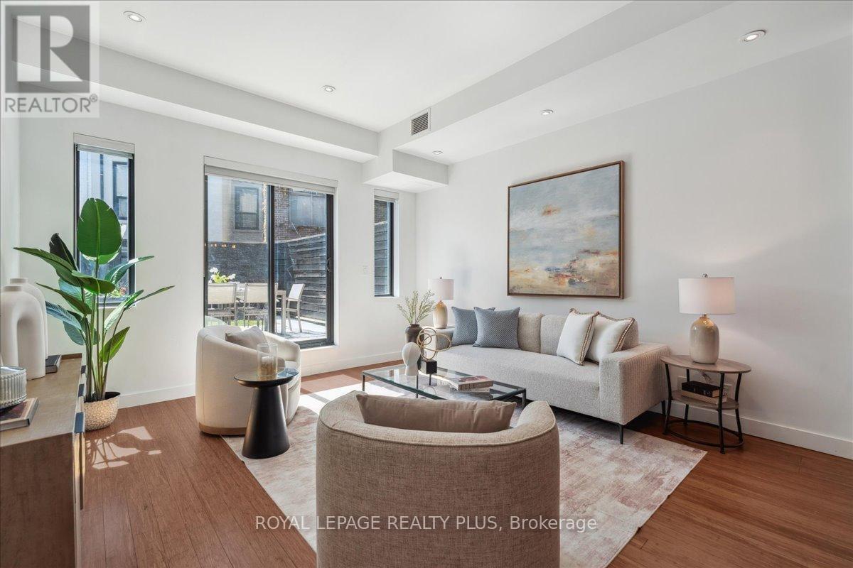












2B PERCY STREET

,
Toronto,




Ontario
M5A3M8

