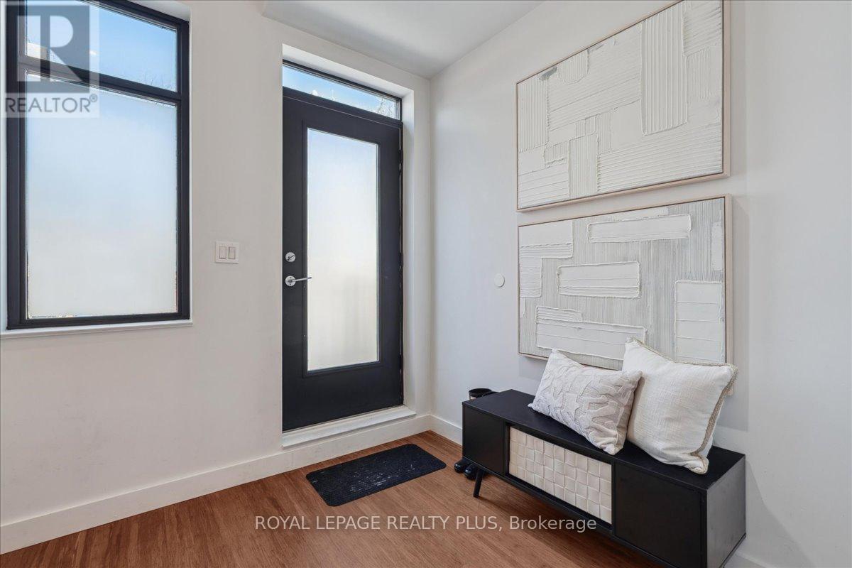 












2B PERCY STREET

,
Toronto,




Ontario
M5A3M8

