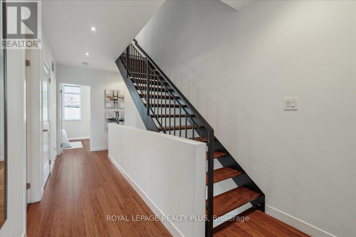 












2B PERCY STREET

,
Toronto,




Ontario
M5A3M8

