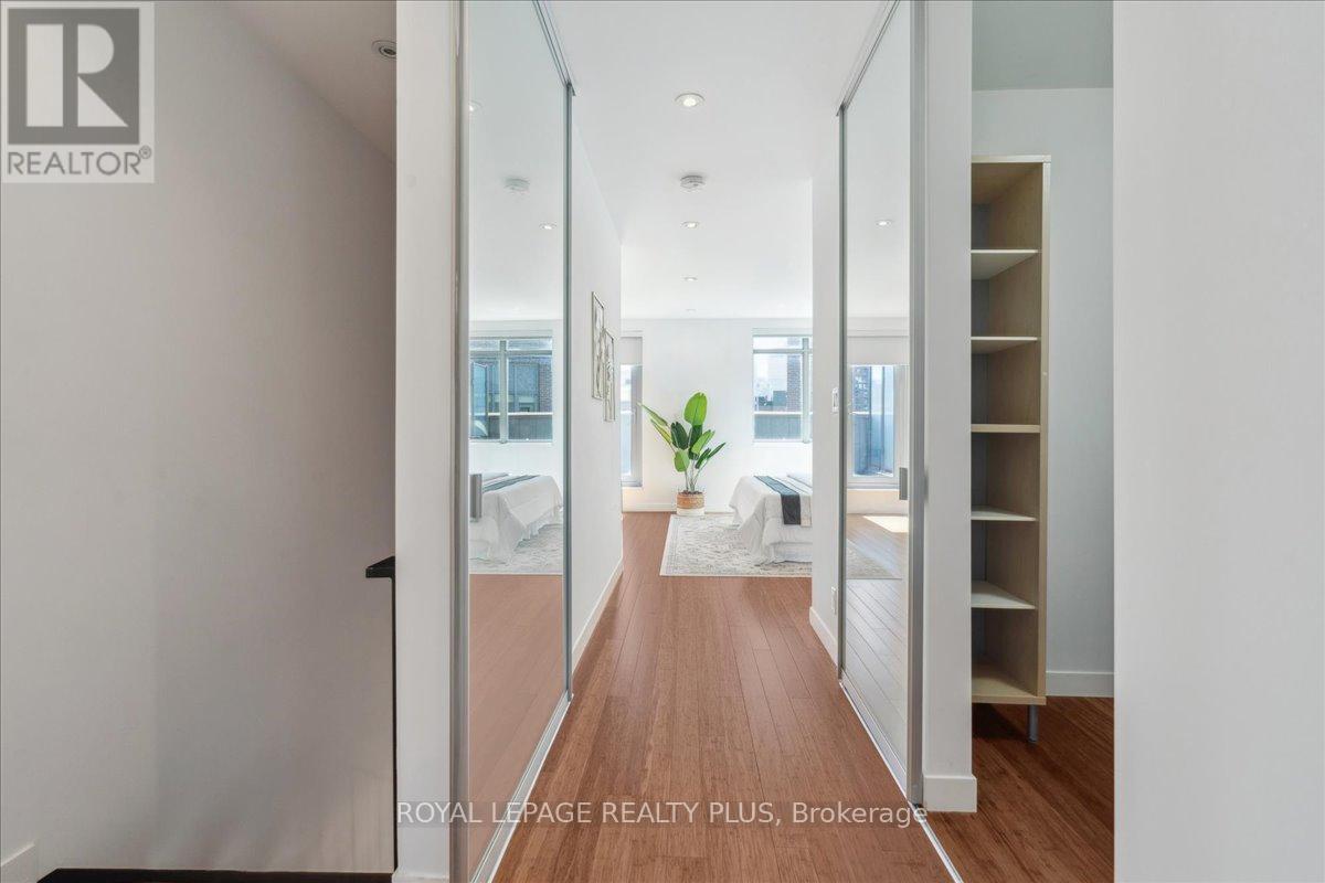 












2B PERCY STREET

,
Toronto,




Ontario
M5A3M8

