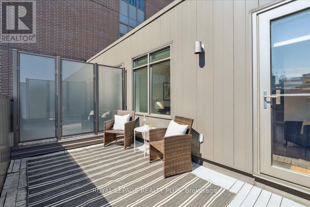 












2B PERCY STREET

,
Toronto,




Ontario
M5A3M8

