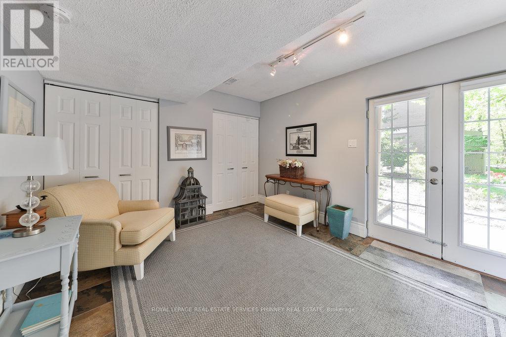 












27 - 1250 MARLBOROUGH COURT

,
Oakville,




Ontario
L6H2W7

