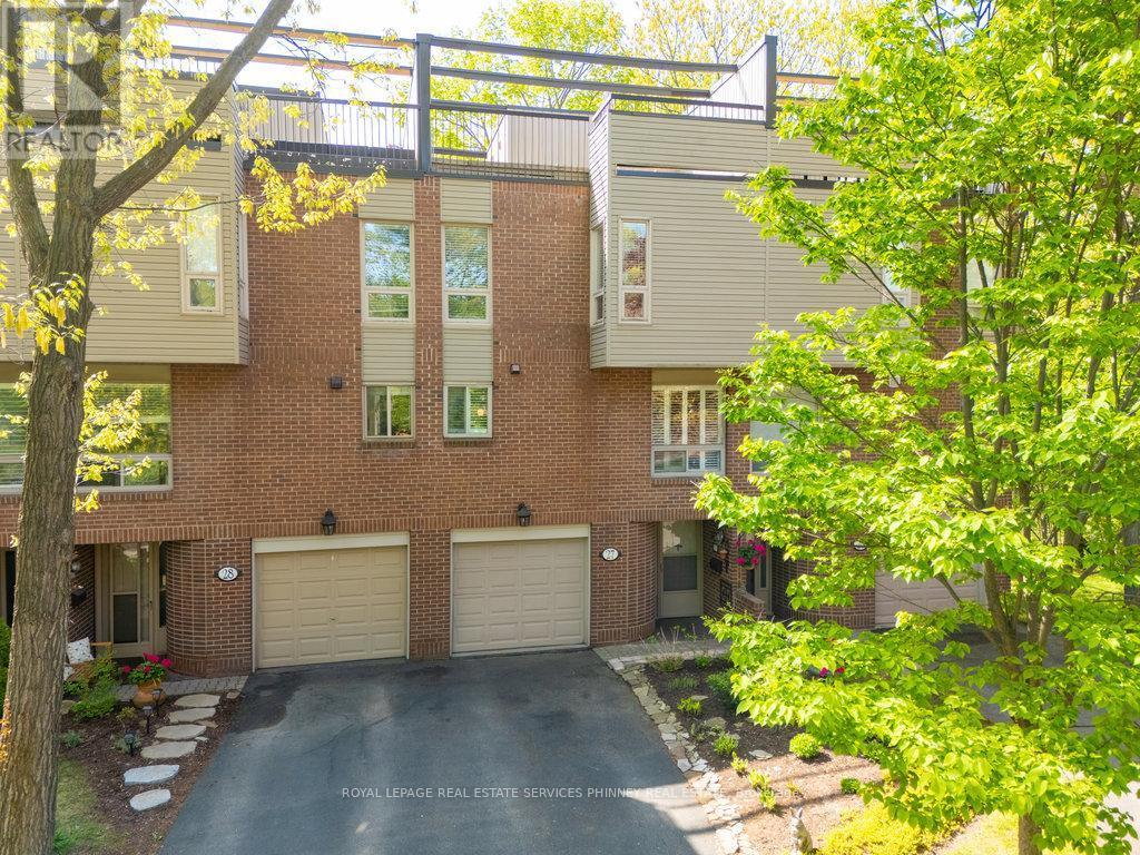 












27 - 1250 MARLBOROUGH COURT

,
Oakville,




Ontario
L6H2W7

