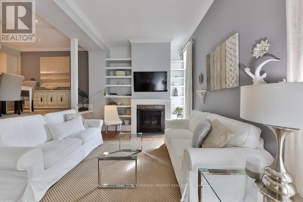 












27 - 1250 MARLBOROUGH COURT

,
Oakville,




Ontario
L6H2W7

