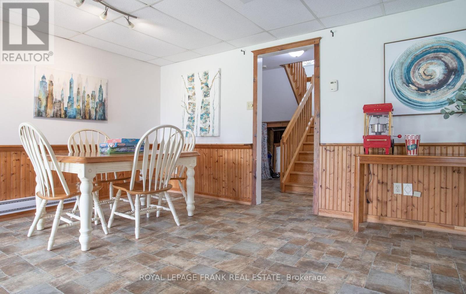 












24 PEARL DRIVE

,
Scugog,




Ontario
L0C1B0

