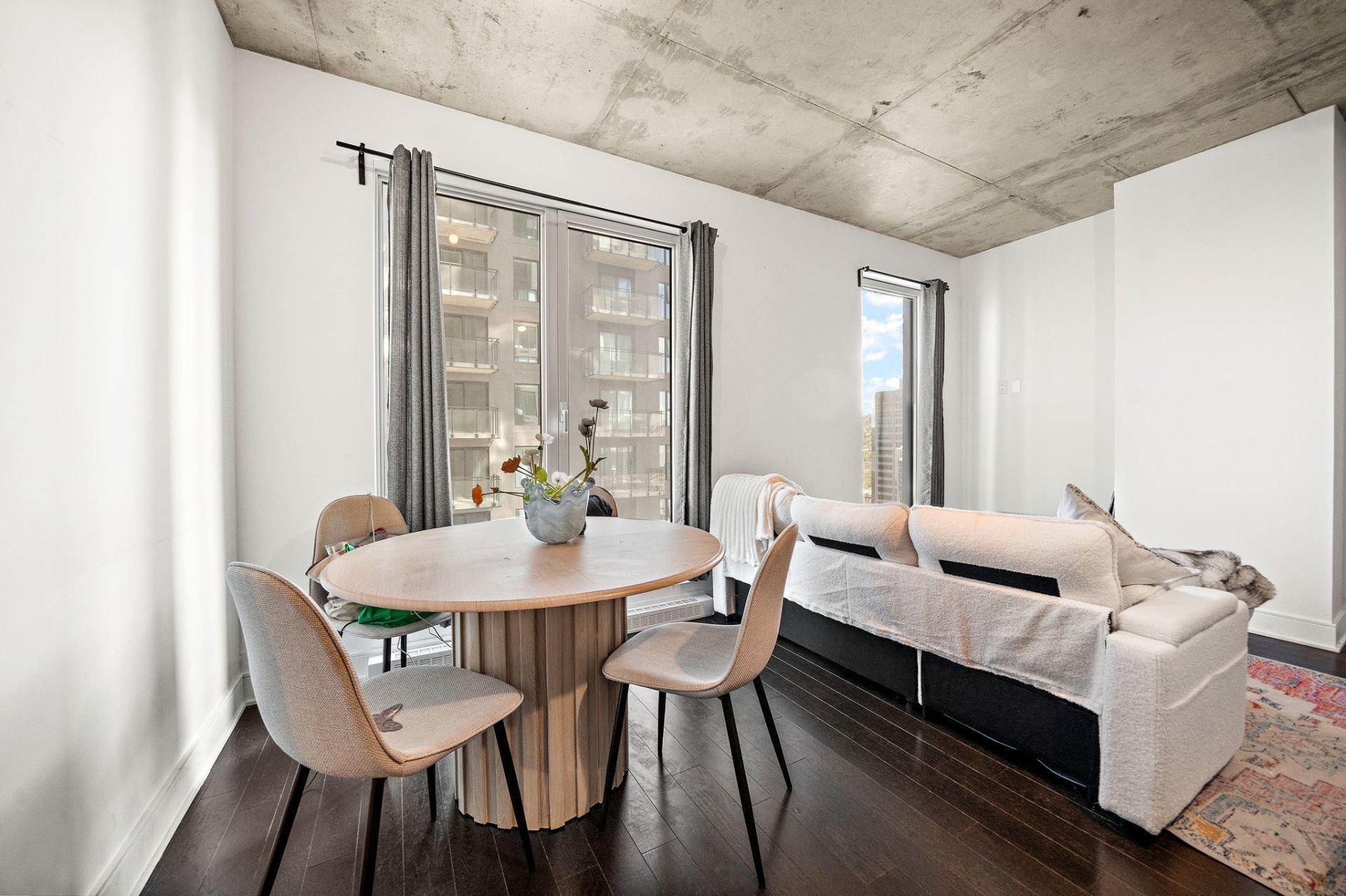 









2320


Rue Tupper

, 2205,
Montréal (Ville-Marie),




QC
H3H0B8


