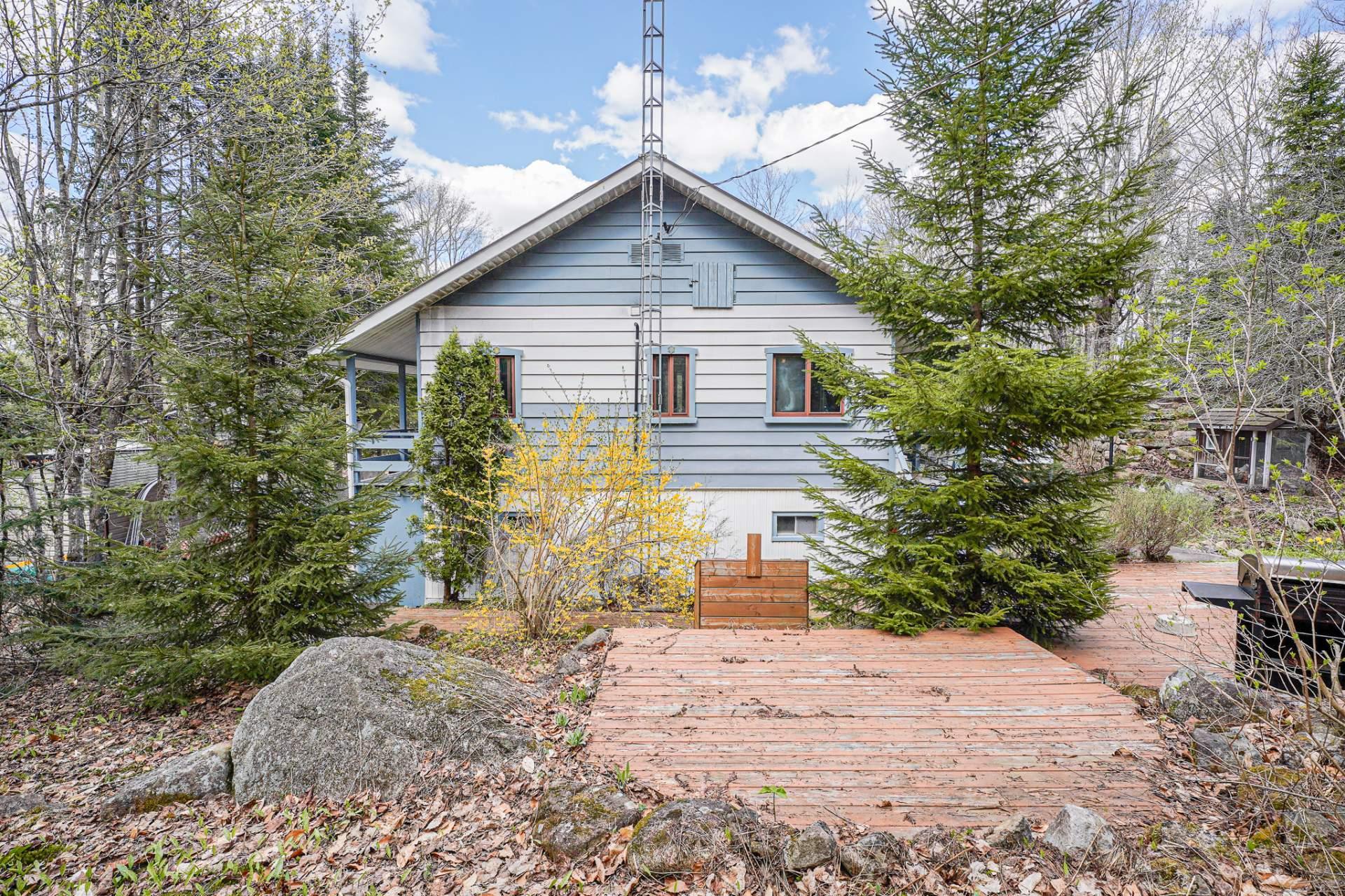 









240


Ch. Laporte

,
Saint-Adolphe-d'Howard,




QC
J0T2B0

